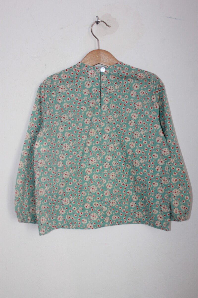 tweedehands katoenen liberty blouse in multicolour met lange mouwen in maat 128 voor een meisje van wowo