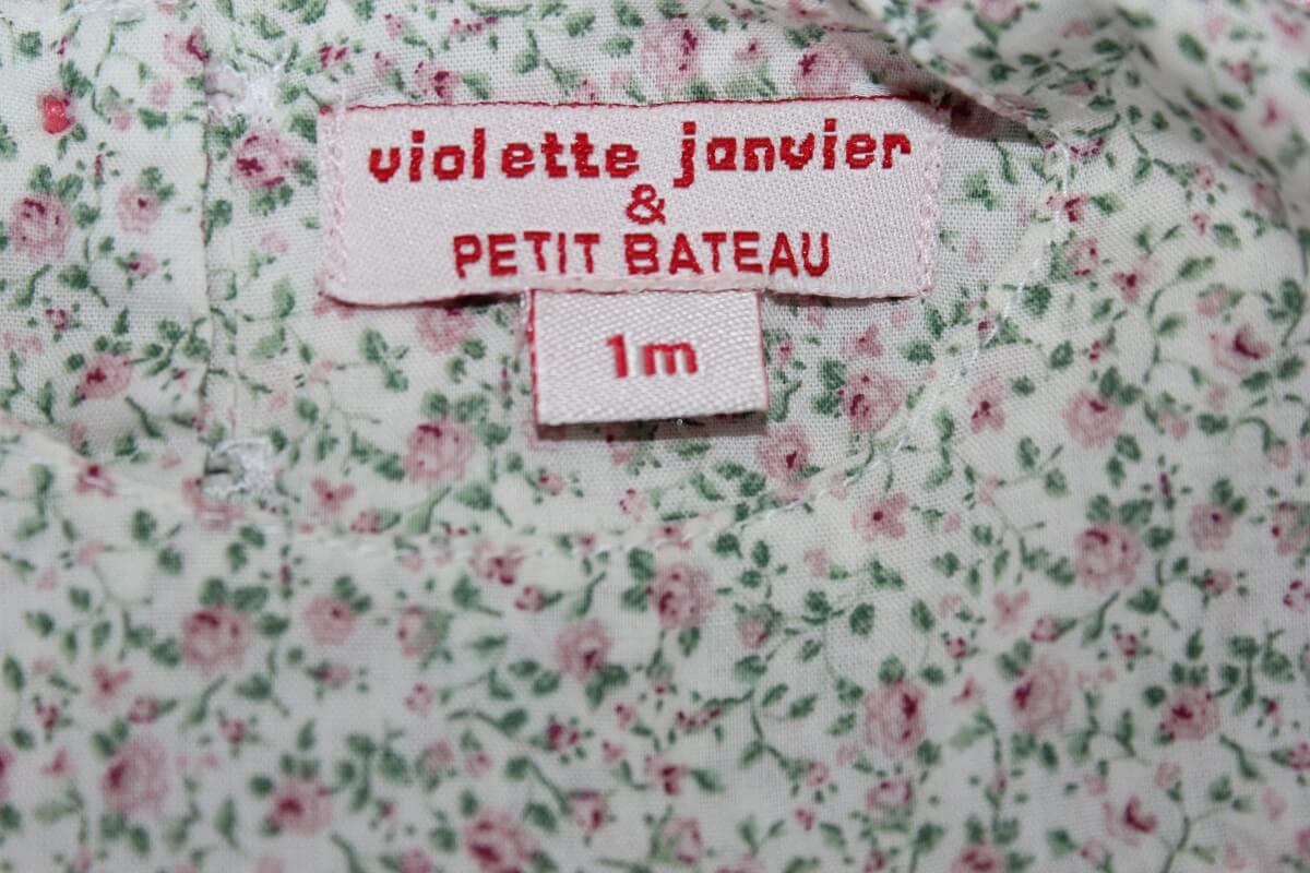 gebloemde-mouwloze-zomerse-jurk-maat-56-baby-petit-bateau-x-violette-janvier