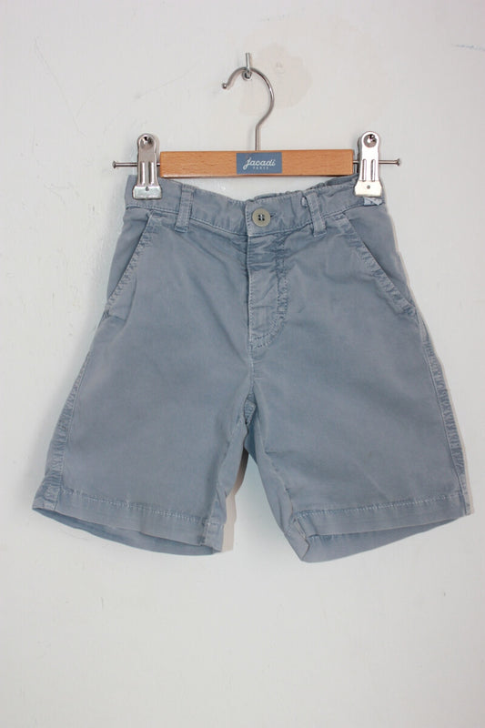 tweedehands grijsblauwe korte broek van il gufo in maat 104-110 voor een jongen