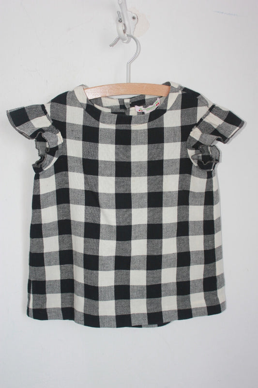 tweedehands ecru met zwart geruite zomerse blouse met korte mouwen van bonpoint, maat 104