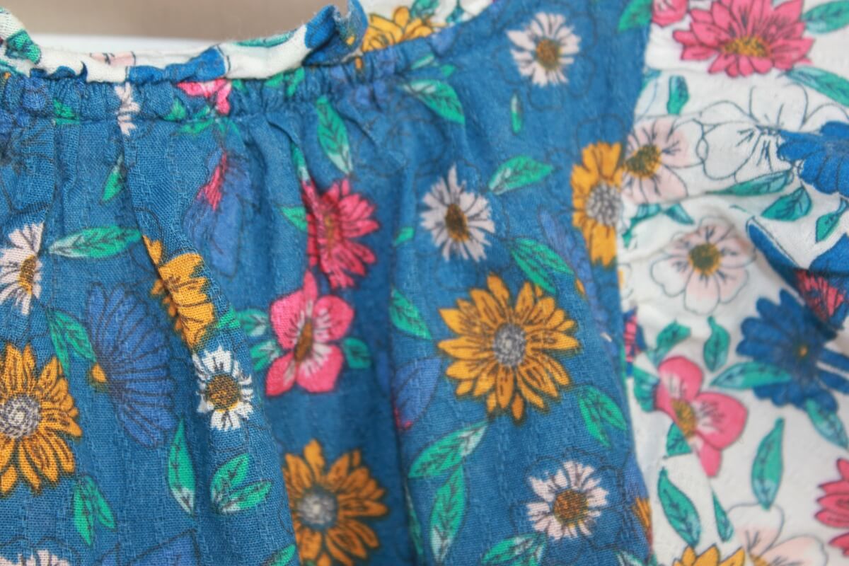 tweedehands-gebloemde-blouse-korte-mouwen-multicolour-maat-104-tao