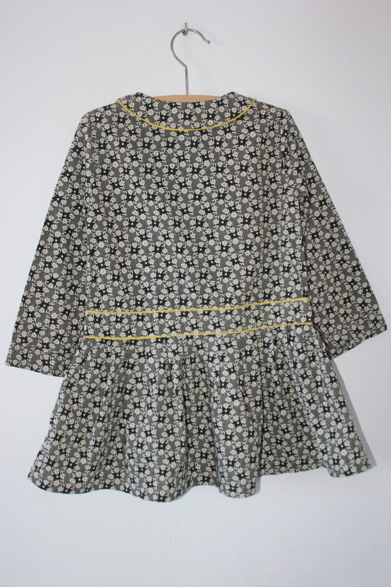 tweedehands-jurk-lange-mouwen-flowerprint-maat-98-bonton