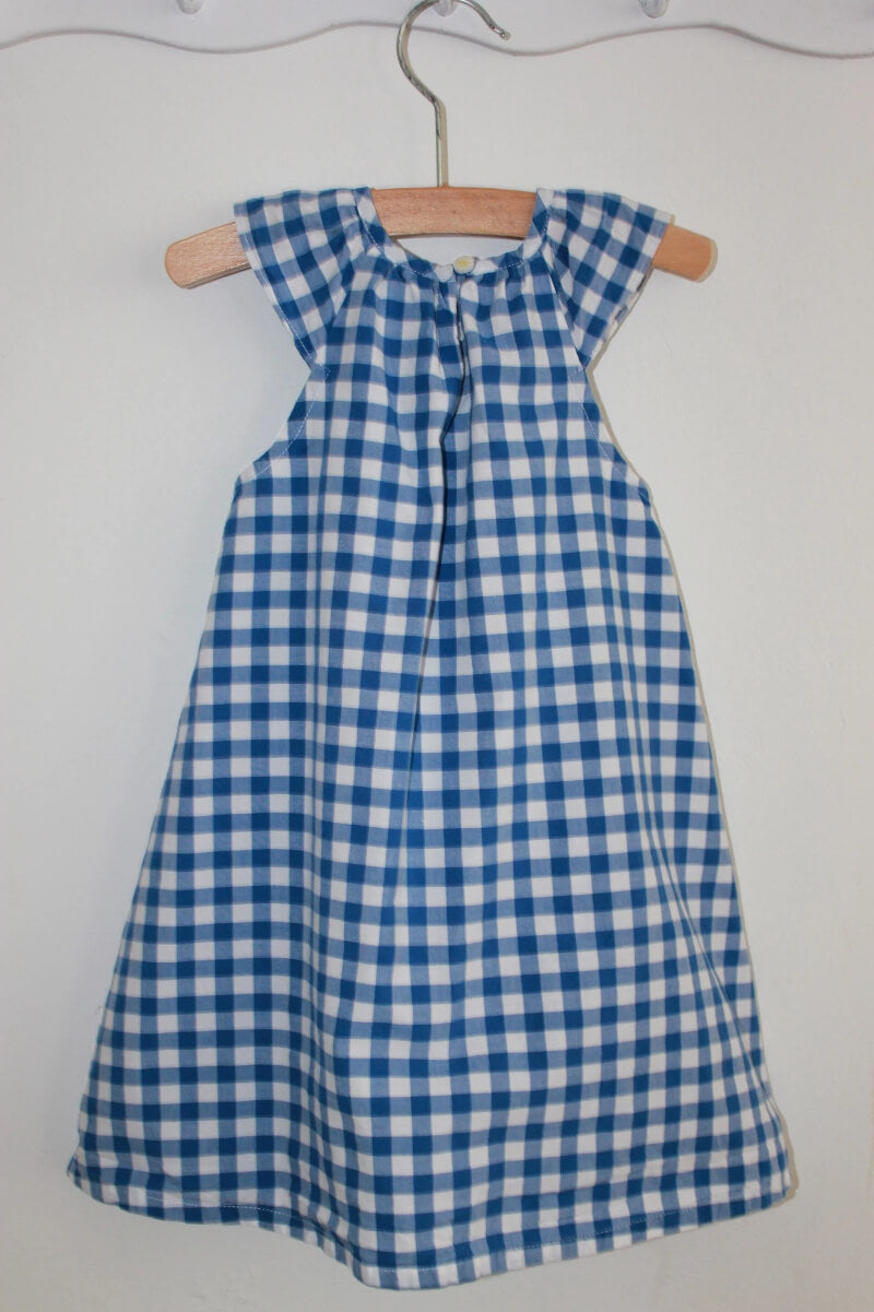 blauw-wit-geruite-gesmockte-jurk-korte-mouwen-maat-80-petit-bateau