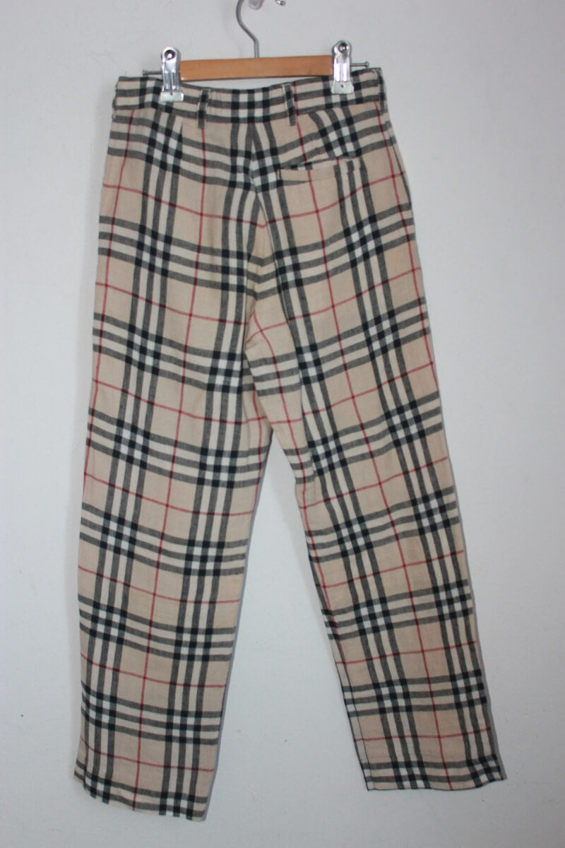tweedehands-geruite-linnen-broek-maat128-burberry