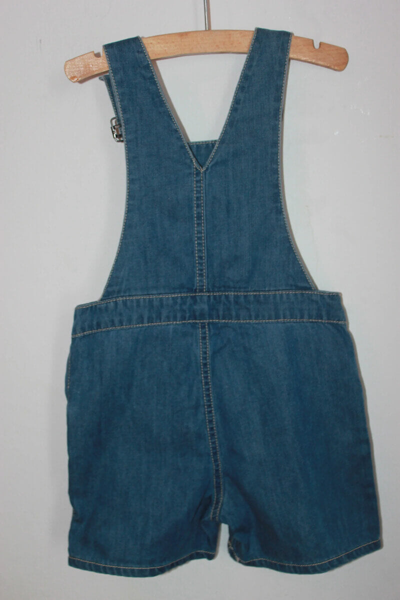 tweedehands-korte-blauwe-denim-salopette-neck-neck-maat-92