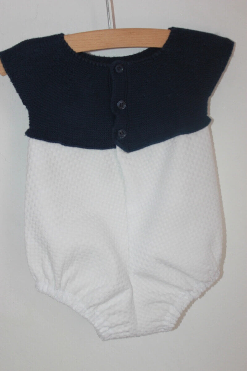tweedehands-donkerblauw-wit-zomers-kort-pakje-maat-56-baby-meisje-paz-rodriguez