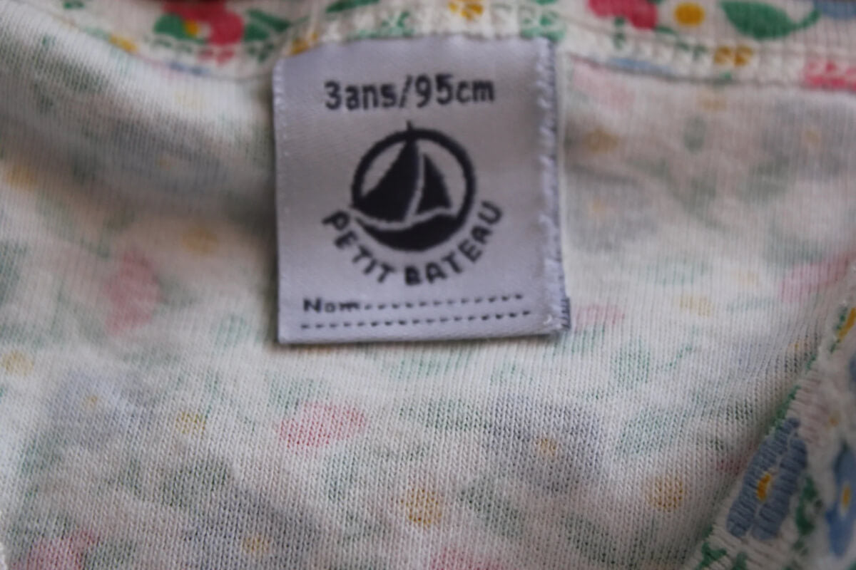 gebloemd-shirtje-schouderbandjes-multicolour-maat-92-meisje-petit-bateau