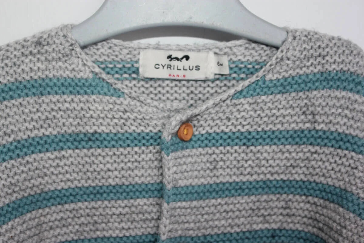 tweedehands-grijs-groen-gestreept-vest-maat-68-baby-cyrillus