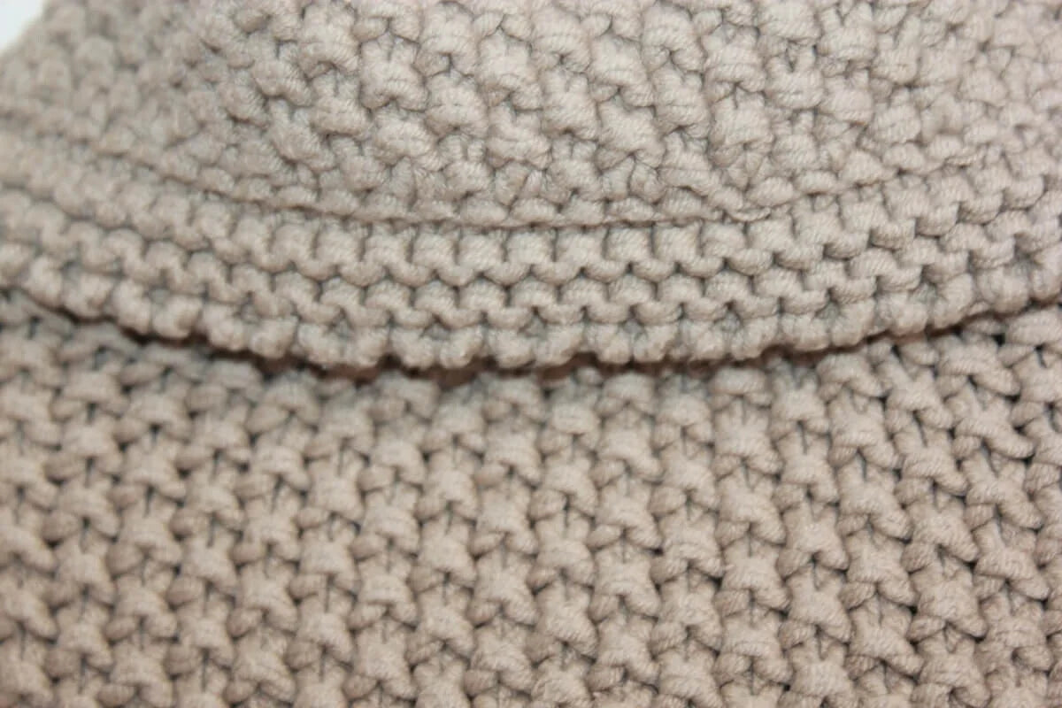 tweedehands-beige-vest-maat-104-meisje-benetton