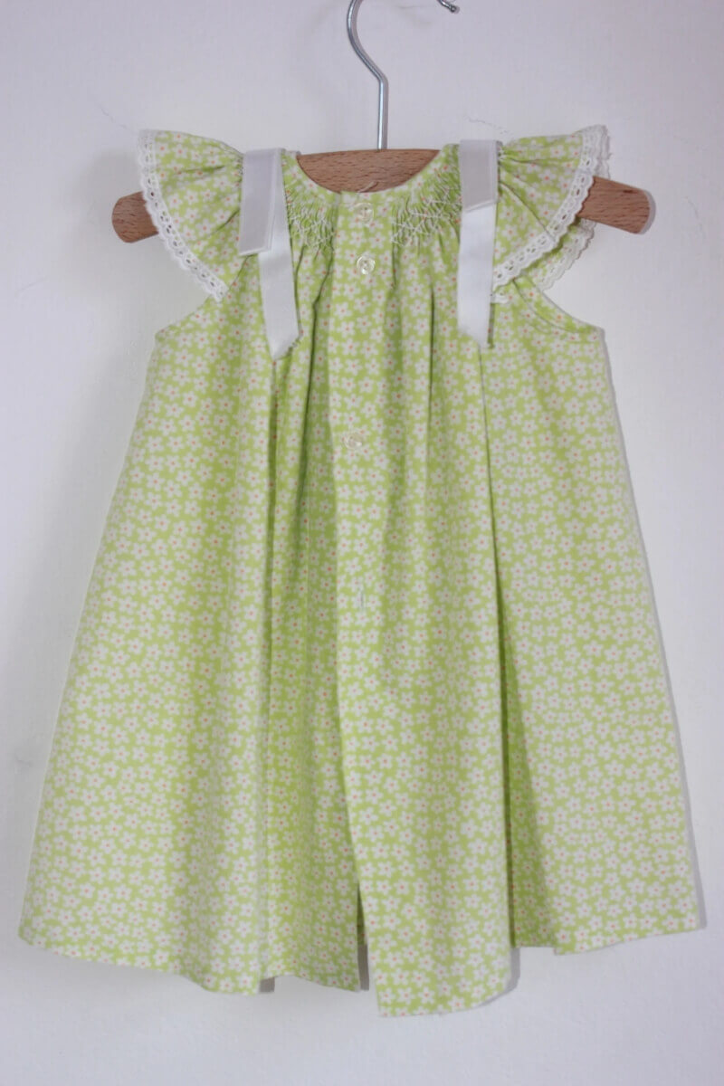 tweedehands-zomerse-gesmockte-jurk-korte-volantmouwen-flowerprint-el-corte-ingles-maat-62-baby-meisje