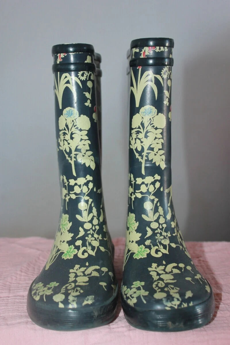 tweedehands-regenlaarzen-aigle-bloemenprint-maat-28-meisje
