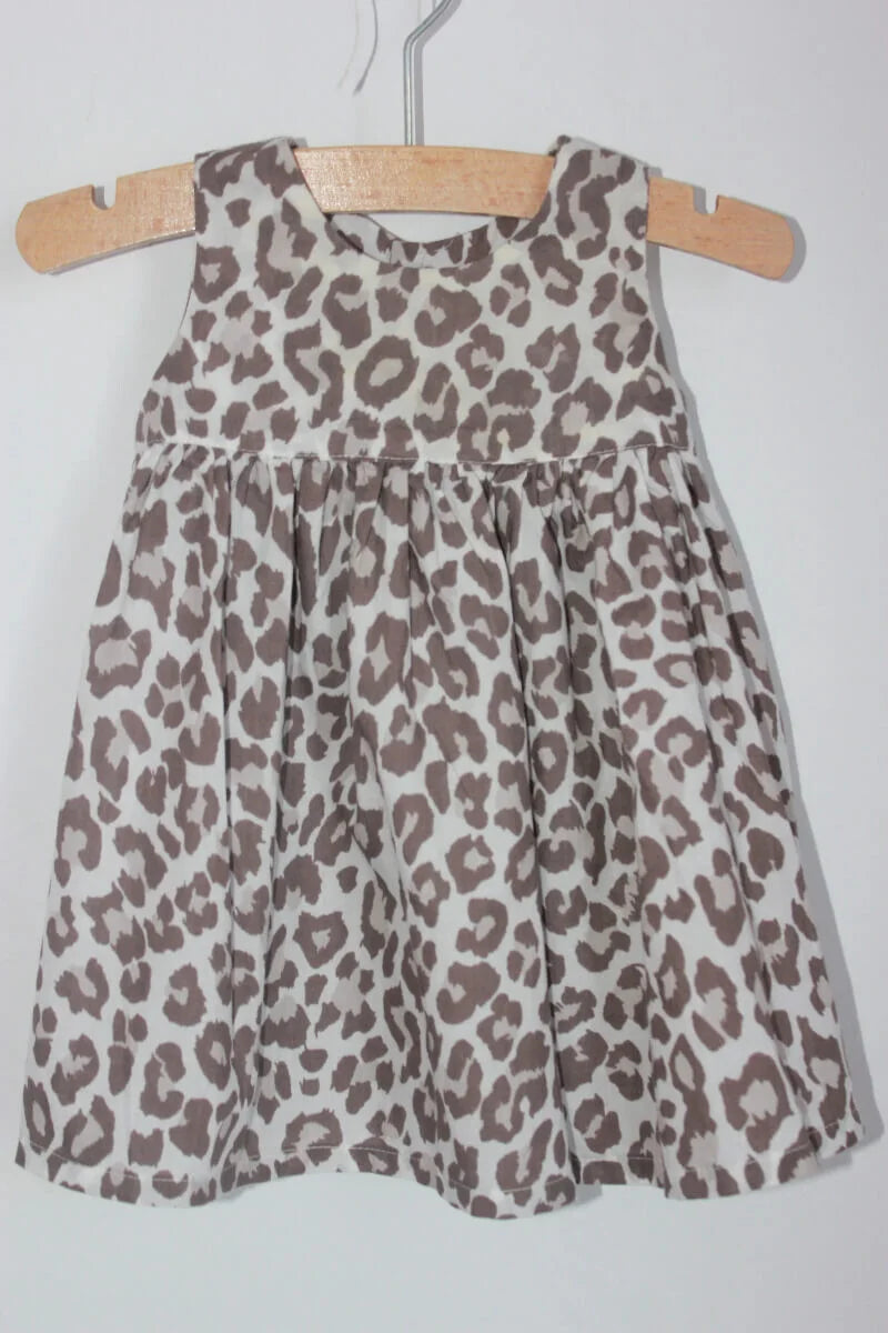 mouwloze-jurk-luipaardprint-maat-68-bonton