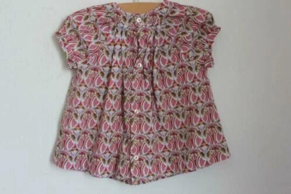 tweedehands katoenen liberty blouse van jacadi in multicolour met korte mouwen maat 68 voor een baby meisje