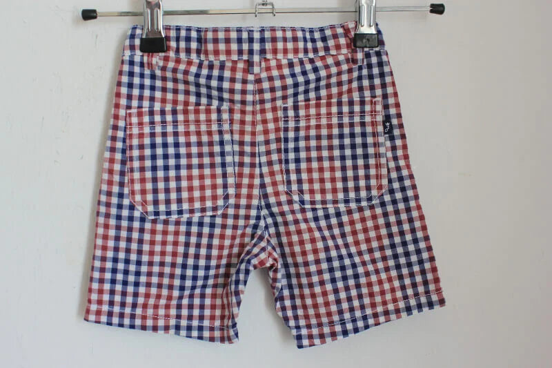 tweedehands geruite katoenen korte broek van jacadi in maat 74 voor een baby jongen