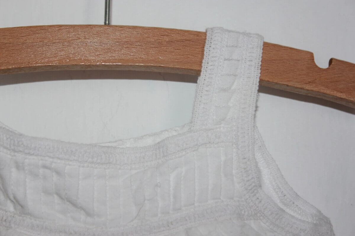 tweedehands-wit-kort-pakje-maat-62-zomercollectie-boutchou