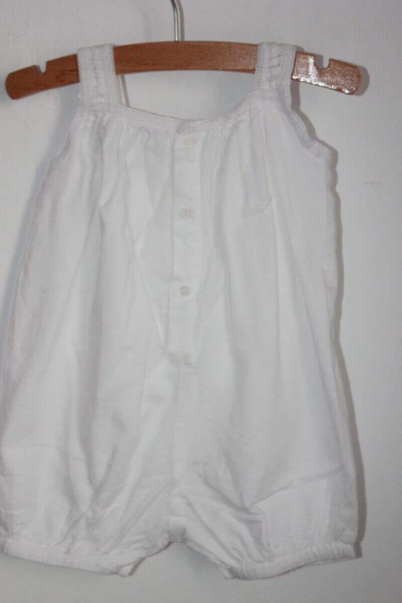 tweedehands-wit-kort-pakje-maat-62-zomercollectie-boutchou