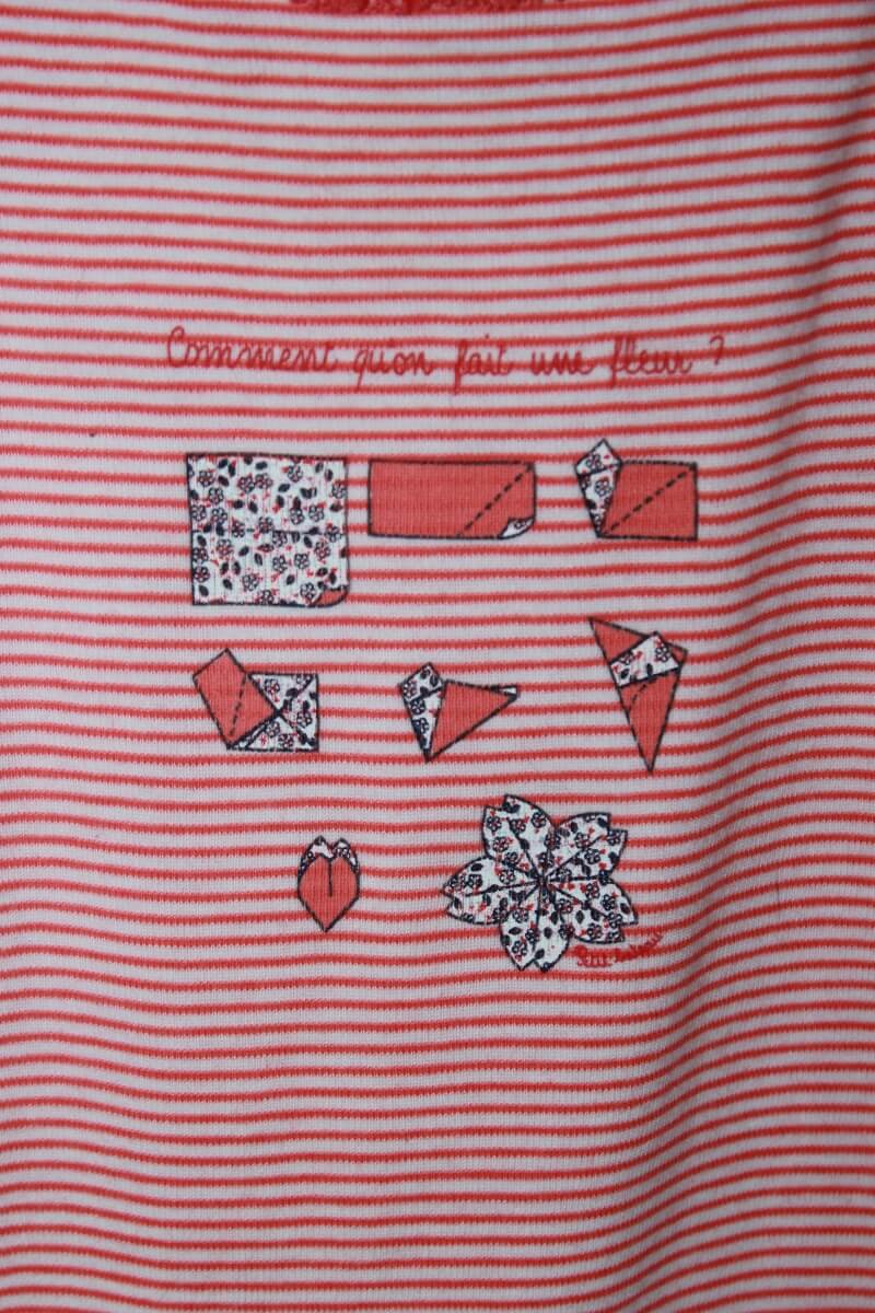 tweedehands katoenen oranje met wit gestreepte romper met schouderbandjes van Petit Bateau in maat 92-98 voor een meisje