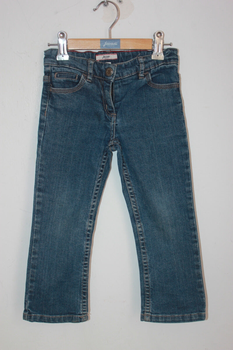 tweedehands jeans in maat 98 voor een meisje van jacadi