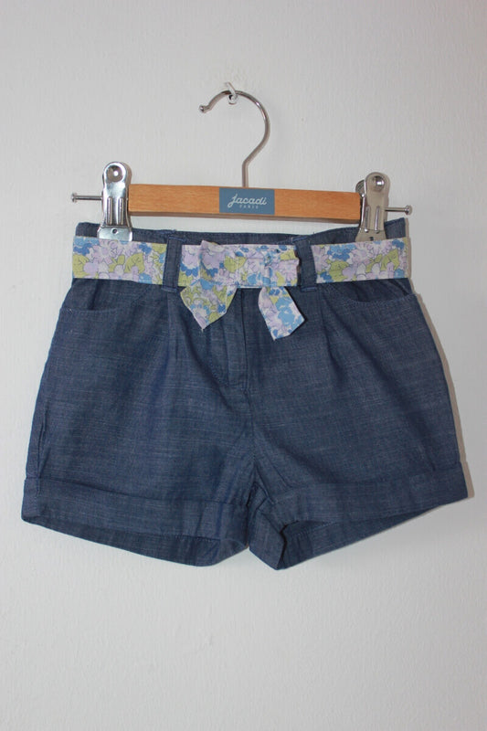 tweedehands katoenen blauwe korte broek met liberty ceintuur in maat 74 van jacadi voor een baby meisje
