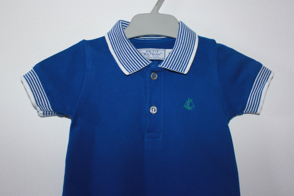 tweedehands zomerse katoenen blauw met witte korte playsuit van petit bateau in maat 68 voor een baby jongen