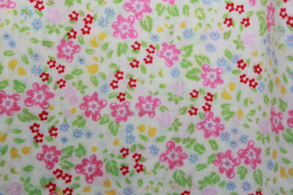 tweedehands gebloemde blouse in multicolour met korte mouwen van petit bateau, maat 68