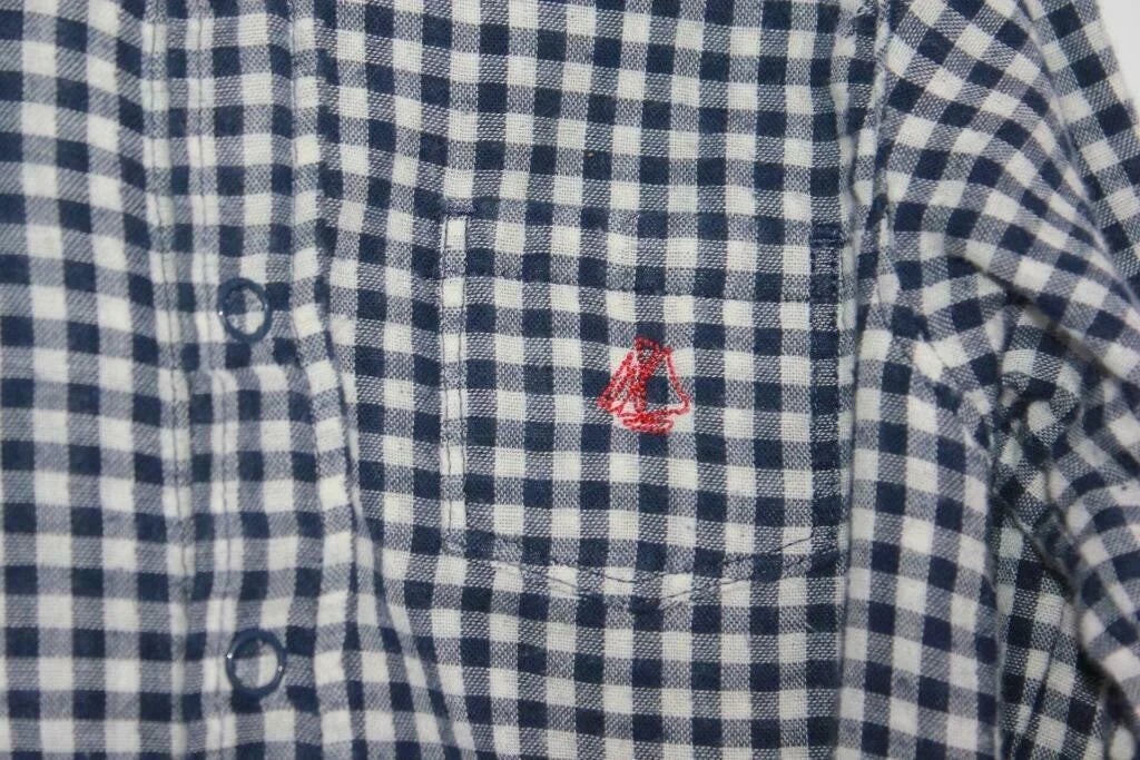 tweedehands katoenen blauw met wit geruit overhemd met lange mouwen van petit bateau in maat 86 voor een jongen