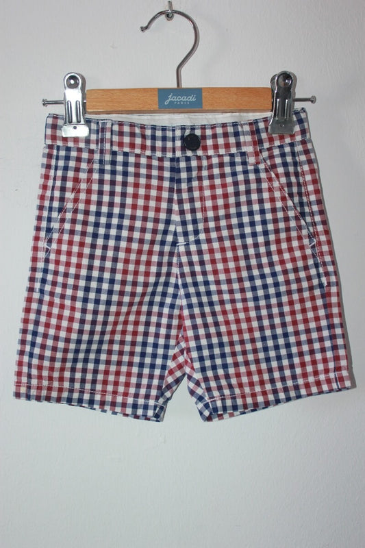 tweedehands geruite zomerse katoenen korte broek van jacadi in maat 74 voor een baby jongen