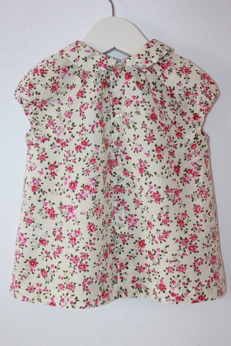 zomerse-gebloemde-blouse-korte-mouwen-maat-68-baby-meisje-boutchou