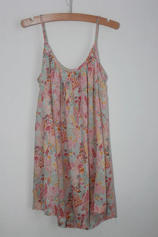 tweedehands-zomerse-jurk-schouderbandjes-cocote-maat-104-meisje                                                                           