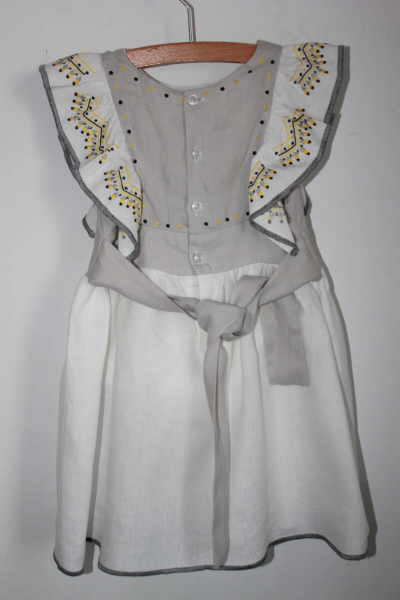 tweedehands-witte-gele-grijze-zomerse-jurk-maat-98-meisje-gocco