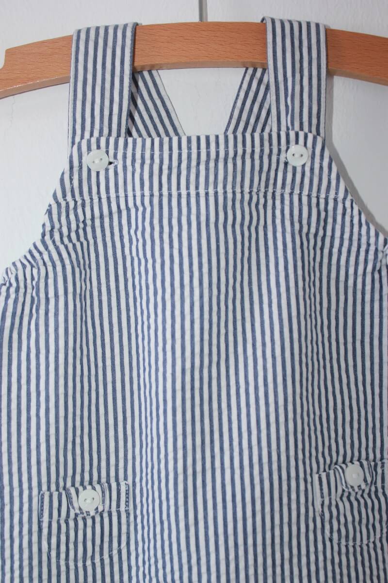 tweedehands-blauw-witte-korte-salopette-maat-68-baby-cyrillus