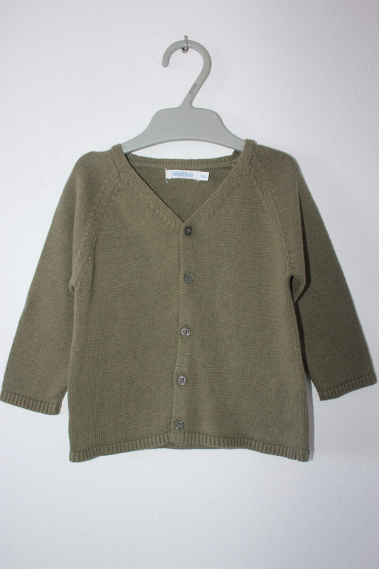 olijfgroen-vest-vhals-boutchou-maat-74-baby