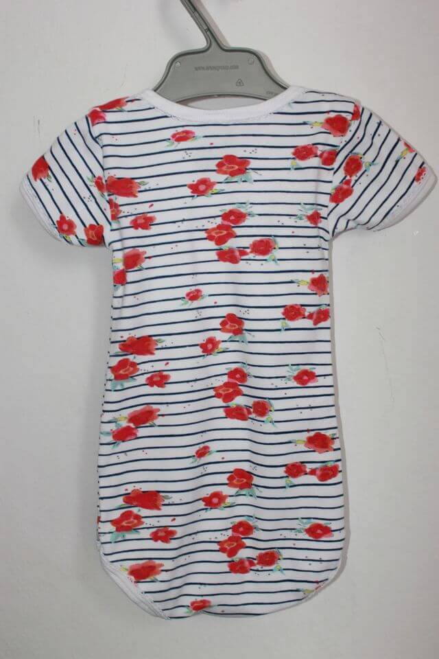 tweedehands-gebloemde-petit-bateau-romper-korte-mouwen-maat-68