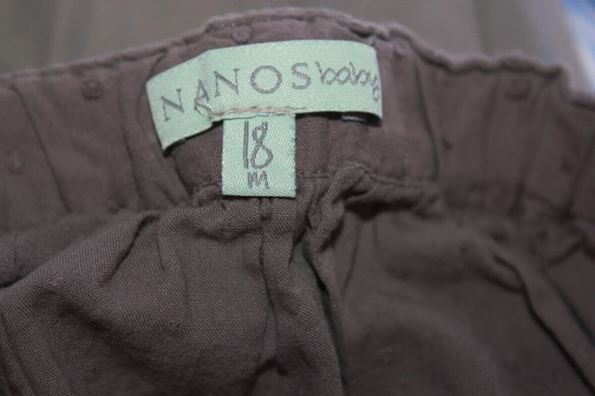 tweedehands-zomerse-taupe-broek-nanos-maat-80-baby-meisje